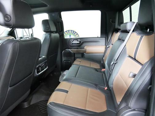 2022 Chevrolet Silverado 3500 High Country