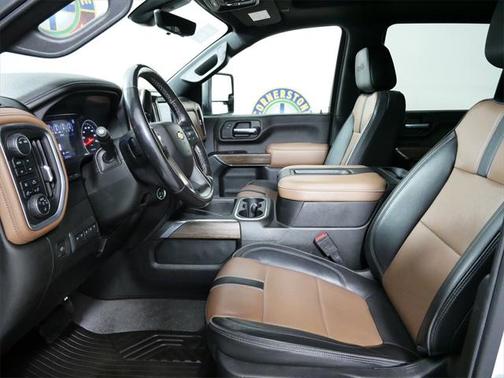 2022 Chevrolet Silverado 3500 High Country