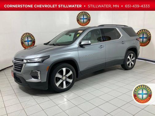 Sterling Grey Metallic 2023 Chevrolet Traverse LT Leather