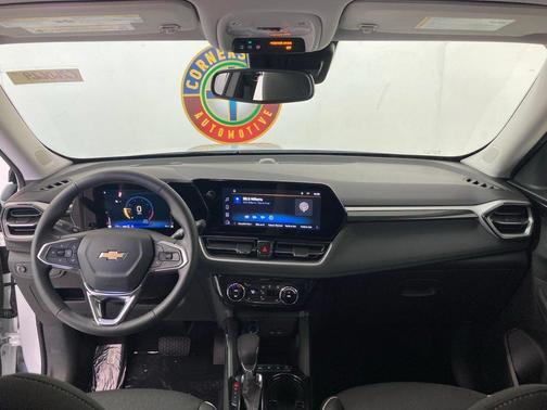 Summit White 2026 Chevrolet Trailblazer LT