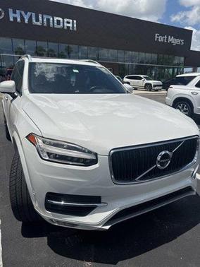 2018 Volvo XC90 T6 Momentum