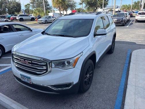 2019 GMC Acadia SLT-1