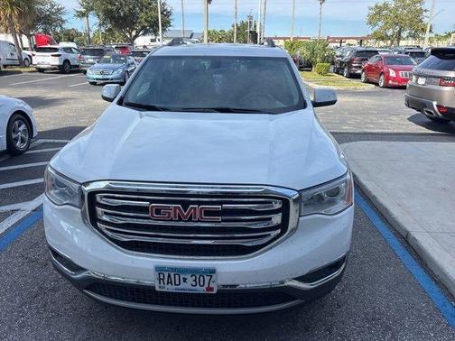 2019 GMC Acadia SLT-1