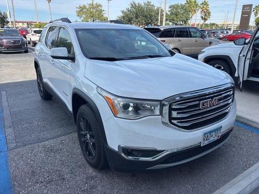 2019 GMC Acadia SLT-1