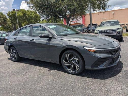 2025 Hyundai ELANTRA HEV SEL Sport