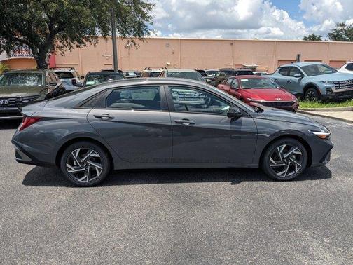 2025 Hyundai ELANTRA HEV SEL Sport