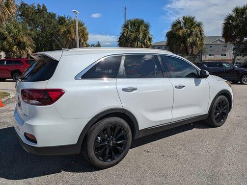 2020 Kia Sorento EX V6
