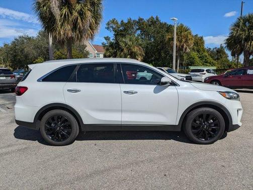 2020 Kia Sorento EX V6