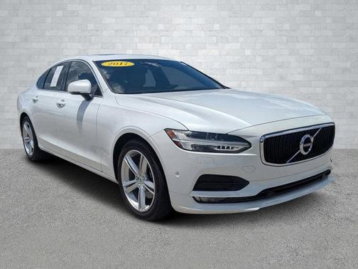 2017 Volvo S90 T5 Momentum