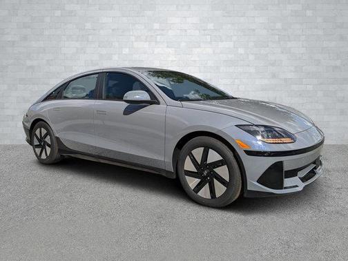 2025 Hyundai IONIQ 6 SE