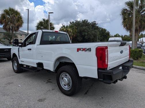 Oxford White 2025 Ford F-350 XL