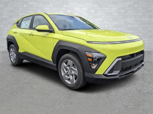 2025 Hyundai KONA SE