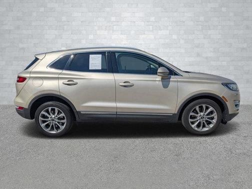 2017 Lincoln MKC Select