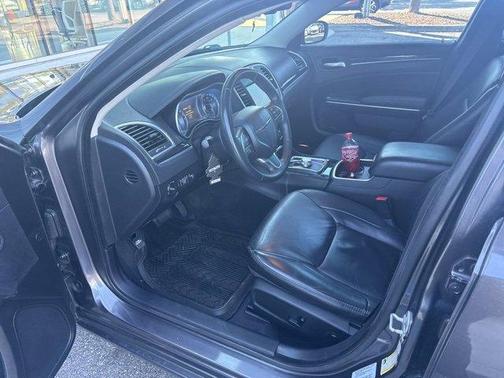 2015 Chrysler 300 Limited