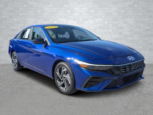 2025 Hyundai ELANTRA SEL Sport