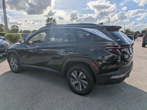2022 Hyundai TUCSON Hybrid Blue