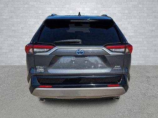 2022 Toyota RAV4 Hybrid XSE