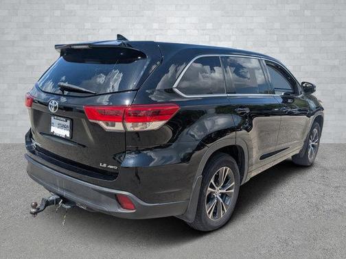 2018 Toyota Highlander LE Plus
