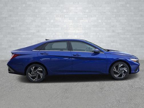 2025 Hyundai ELANTRA HEV Limited