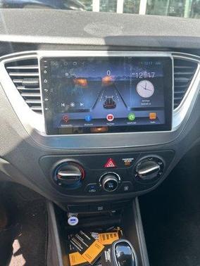 2022 Hyundai Accent SE