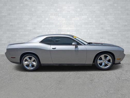 2013 Dodge Challenger R/T Plus