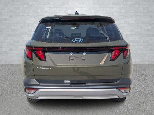 2025 Hyundai TUCSON SE