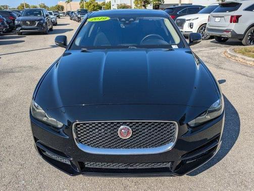2019 Jaguar XE 25t Premium