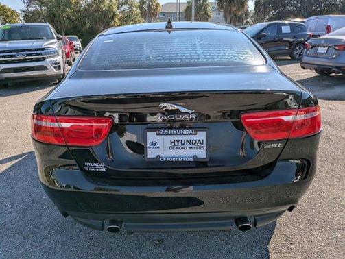 2019 Jaguar XE 25t Premium