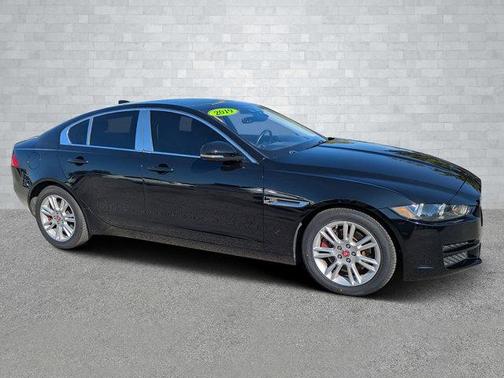 2019 Jaguar XE 25t Premium