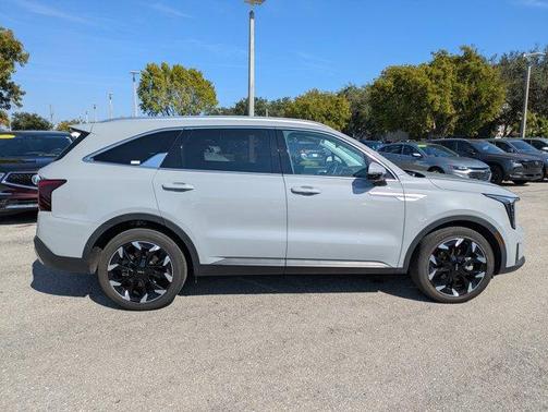 2025 Kia Sorento SX