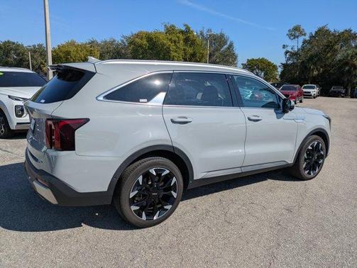2025 Kia Sorento SX