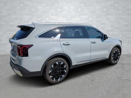 2025 Kia Sorento SX