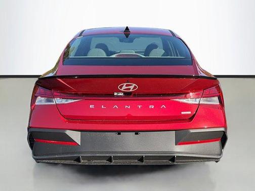 2026 Hyundai ELANTRA HEV SEL Sport