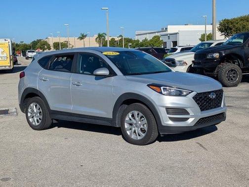 2019 Hyundai TUCSON SE
