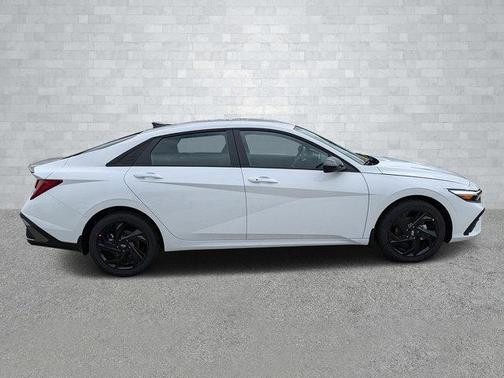 2026 Hyundai ELANTRA HEV SEL Sport