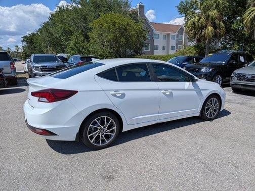 Quartz White Pearl 2020 Hyundai ELANTRA Limited