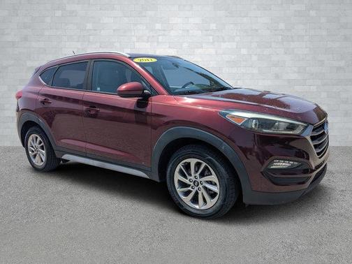 2017 Hyundai TUCSON SE