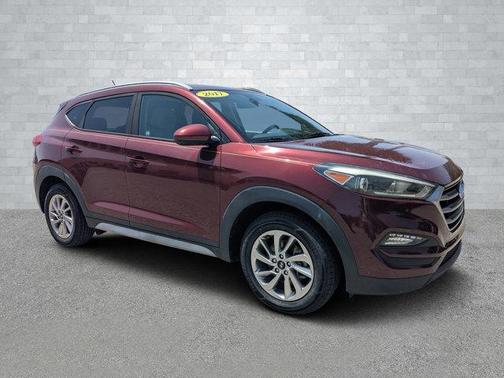 2017 Hyundai TUCSON SE