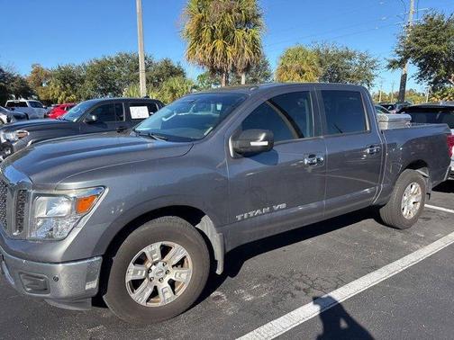 2018 Nissan Titan SV