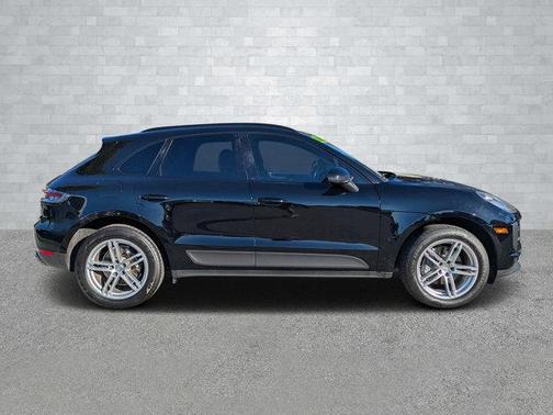 2020 Porsche Macan Base