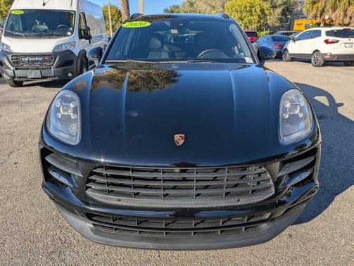 2020 Porsche Macan Base