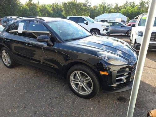 2020 Porsche Macan Base