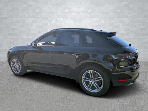 2020 Porsche Macan Base