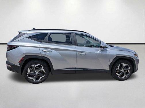 Shimmering Silver 2022 Hyundai TUCSON SEL