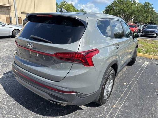 2021 Hyundai SANTA FE SE
