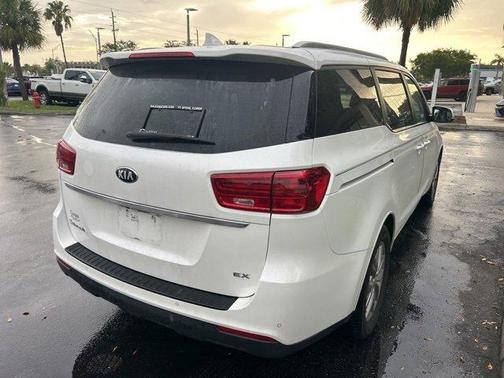 2020 Kia Sedona EX