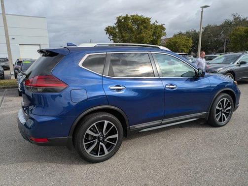 2020 Nissan Rogue SL