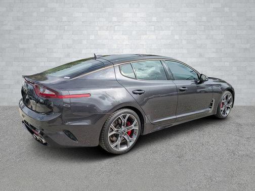 2021 Kia Stinger GT1