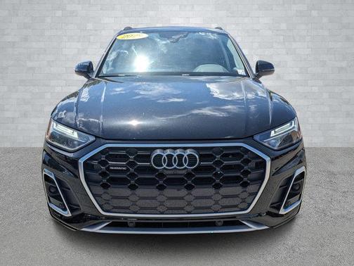 2022 Audi Q5 45 S line Premium Plus