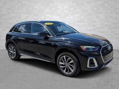 2022 Audi Q5 45 S line Premium Plus